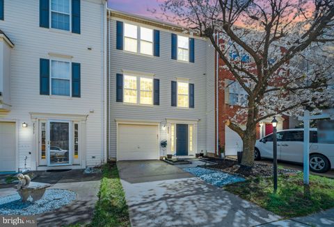 Townhouse For Sale - 2579 Sutters Mill Drive<br/> HERNDON, VA 20171