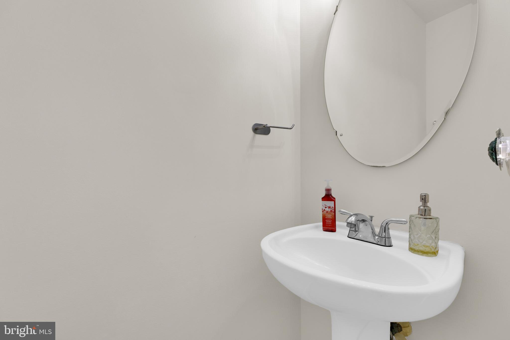 WELLESLEY - Residential