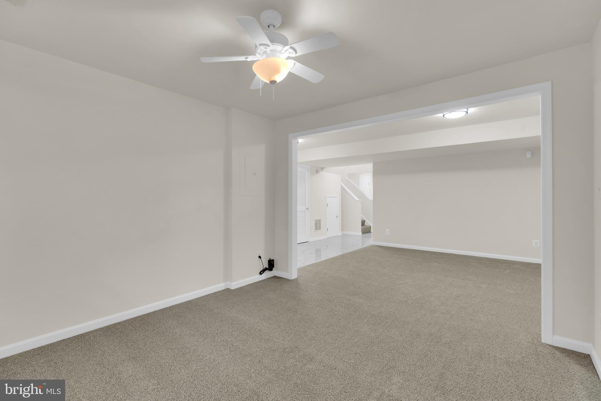 WELLESLEY - Residential