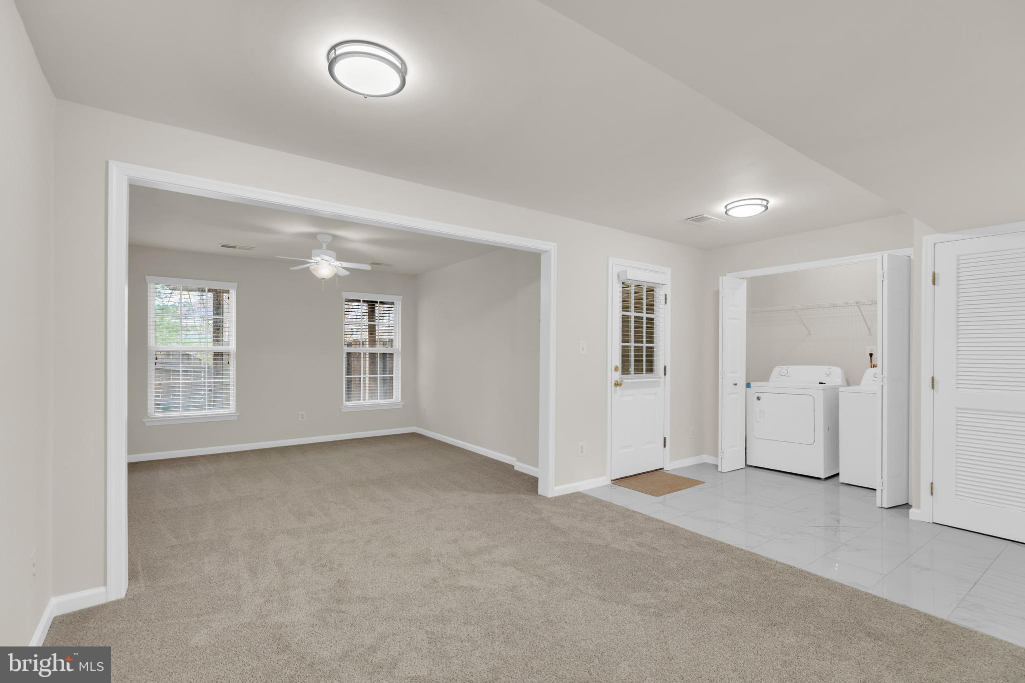 WELLESLEY - Residential