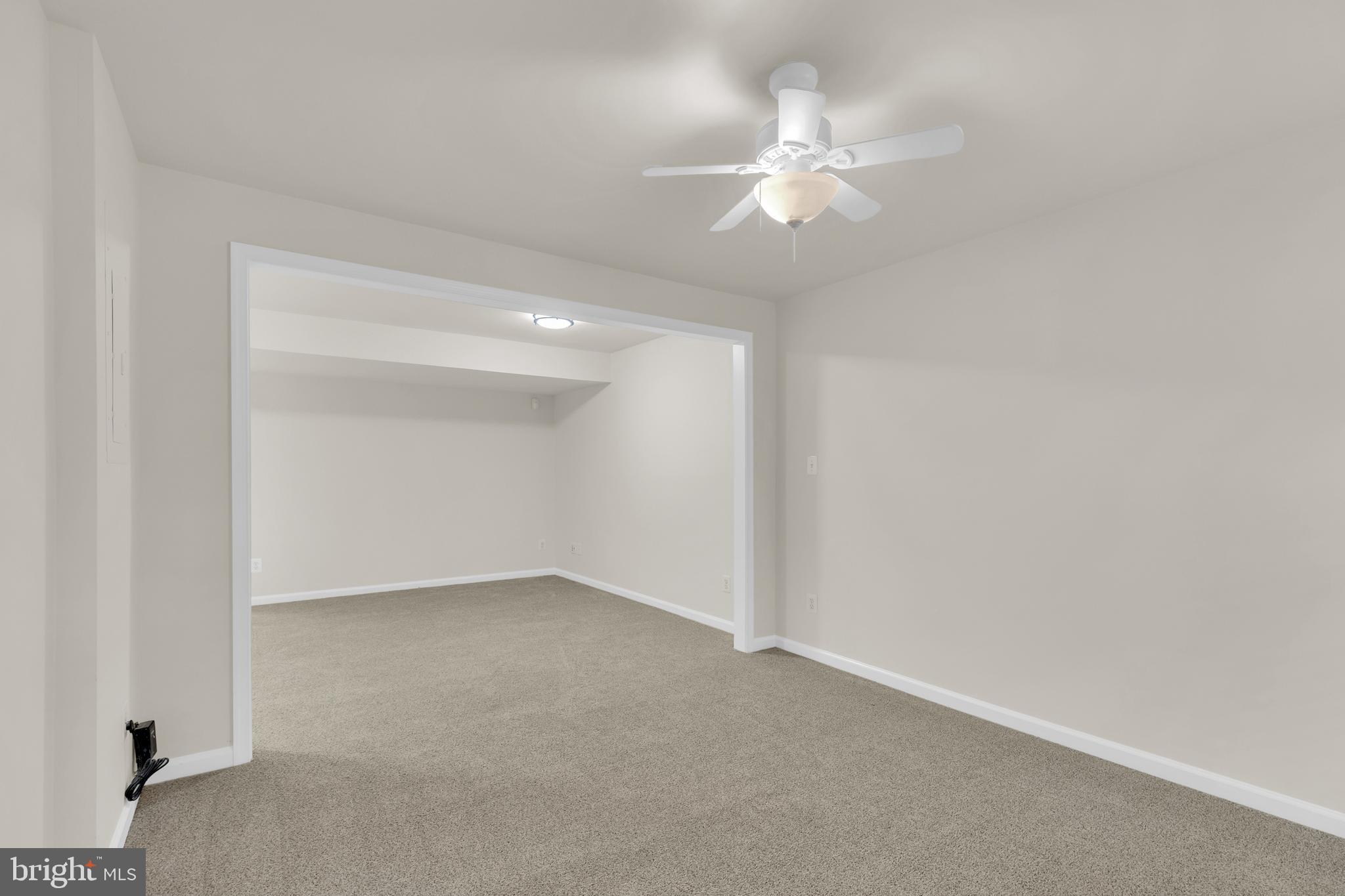 WELLESLEY - Residential