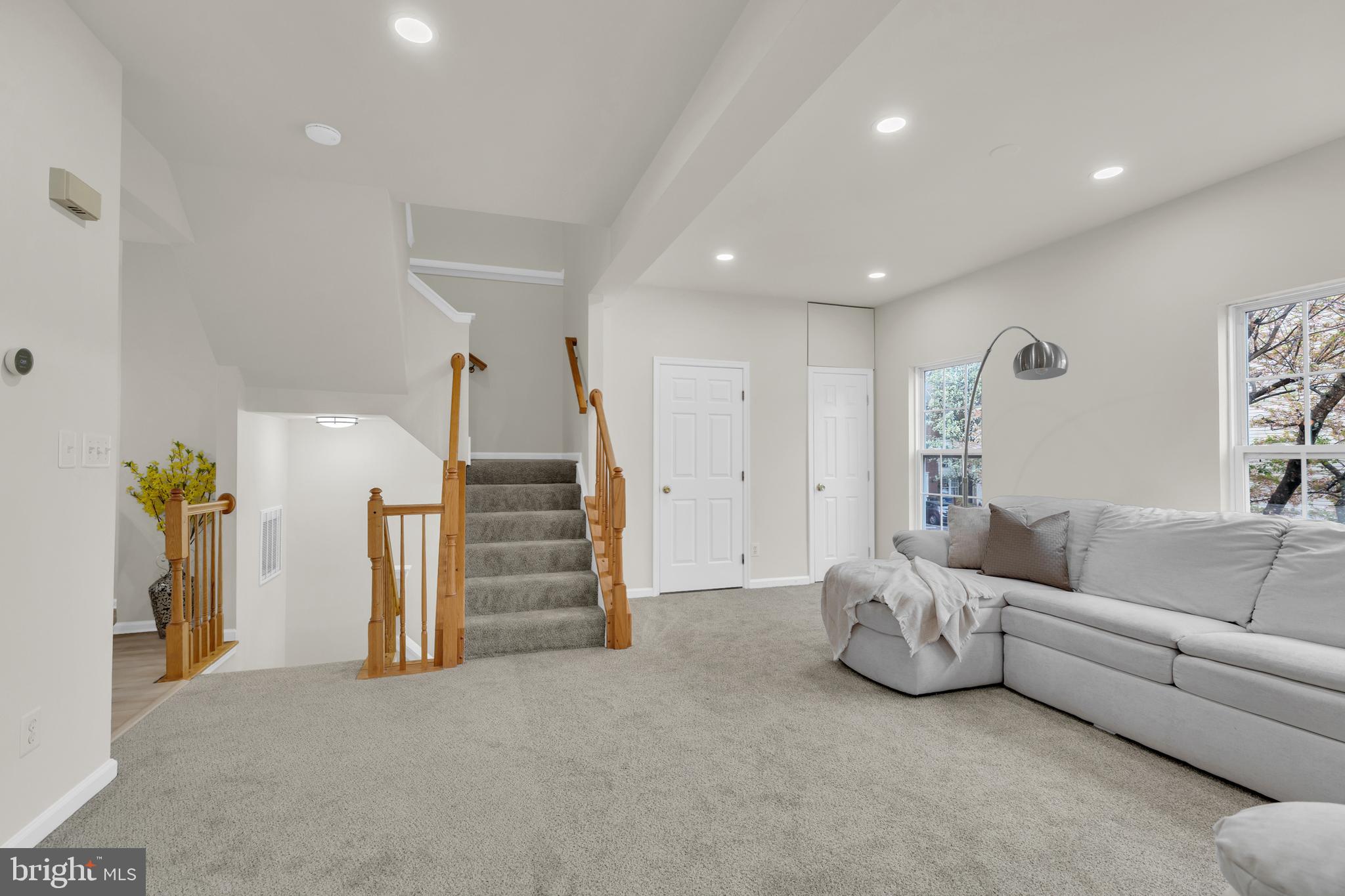 WELLESLEY - Residential