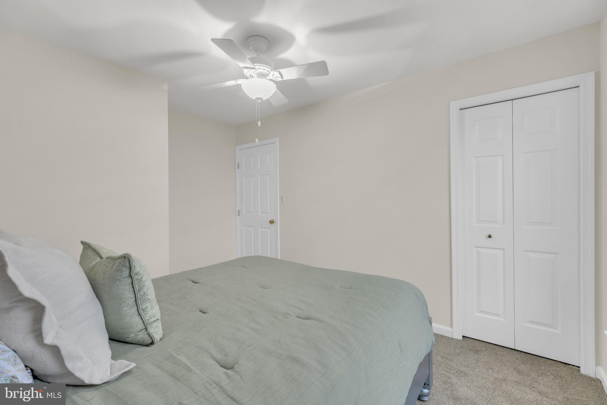 WELLESLEY - Residential