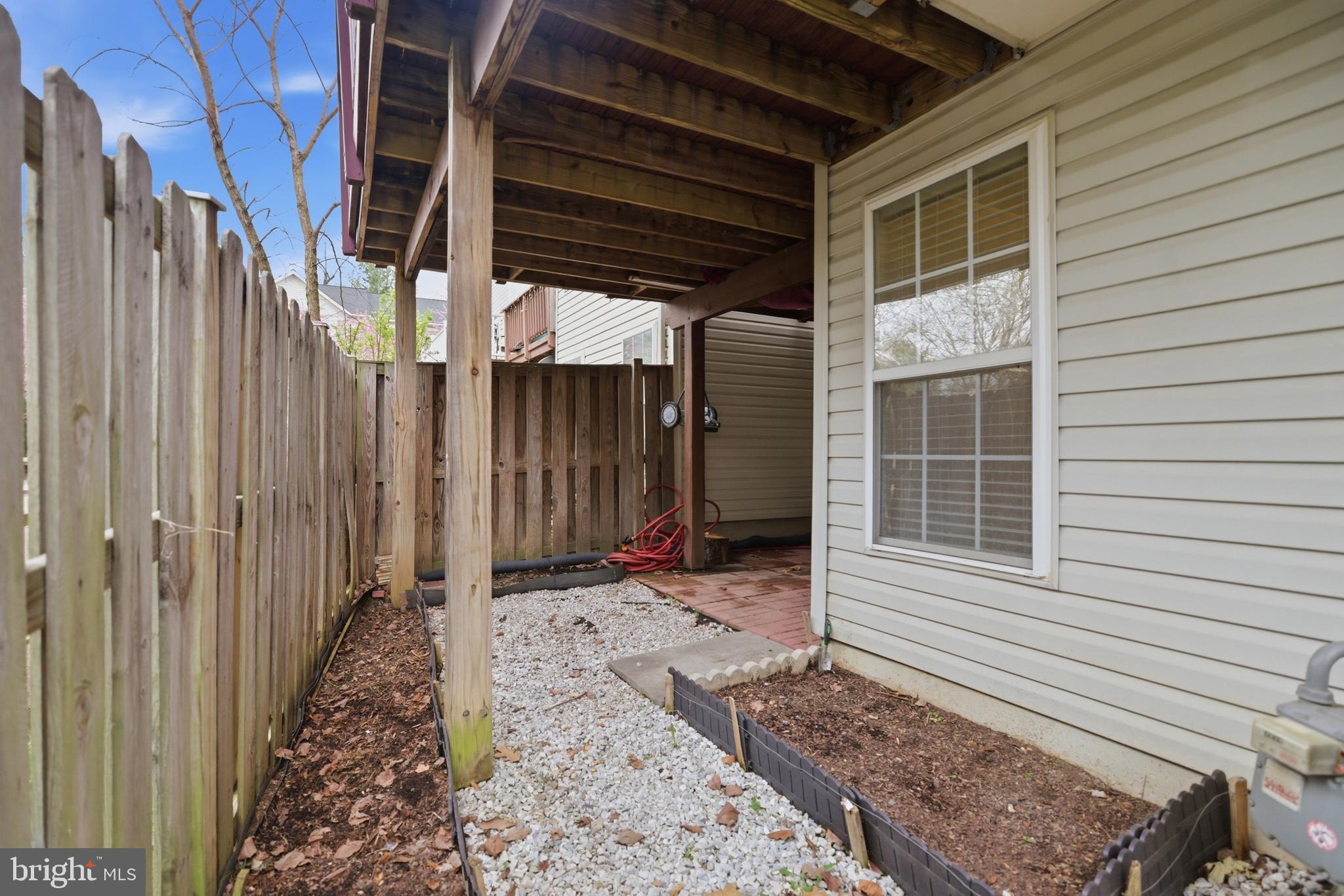 WELLESLEY - Residential