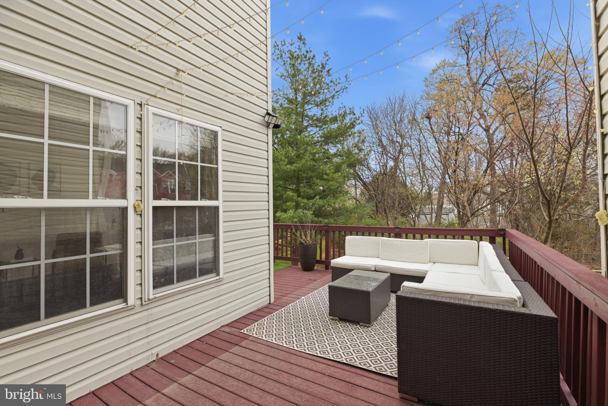 WELLESLEY - Residential