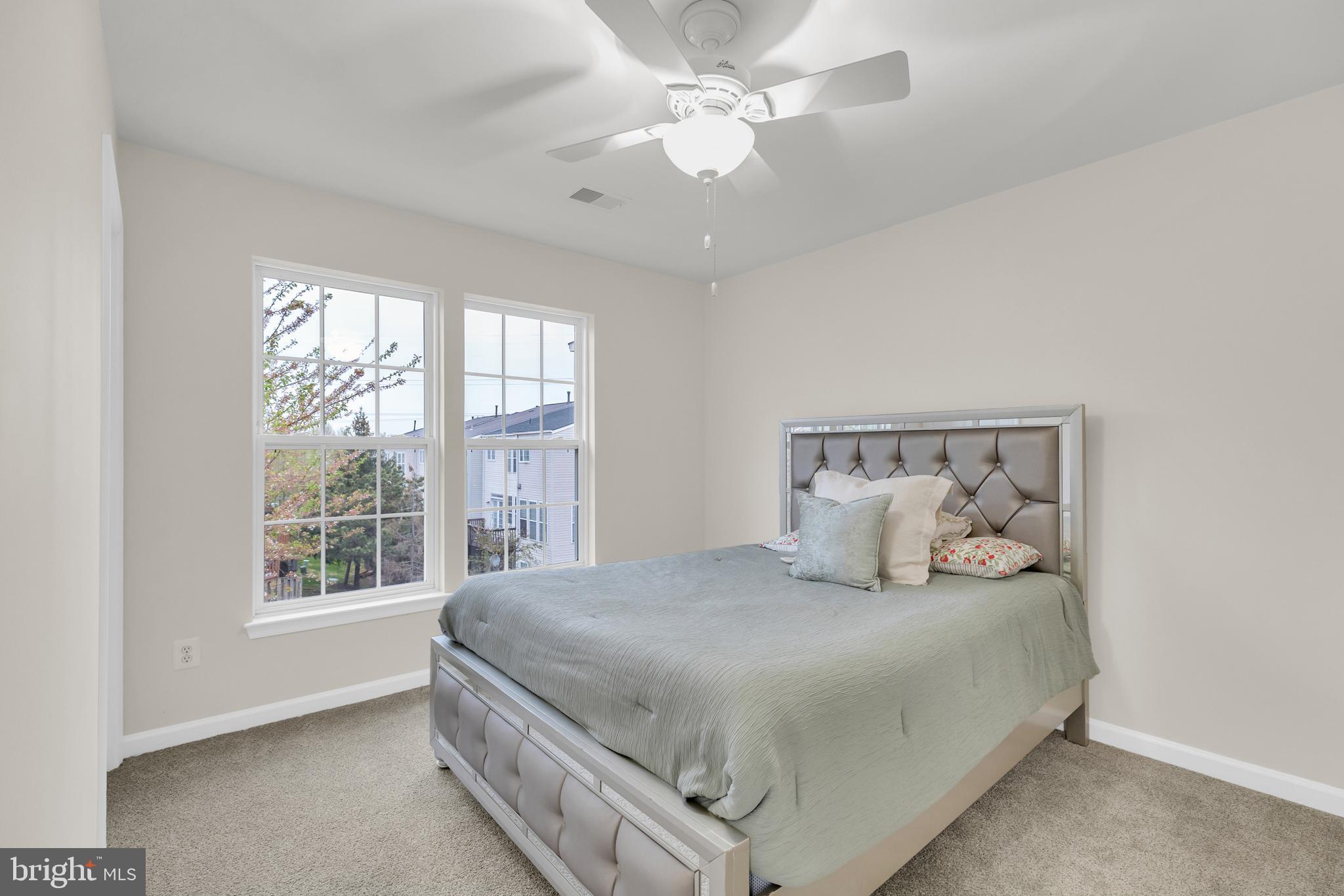 WELLESLEY - Residential