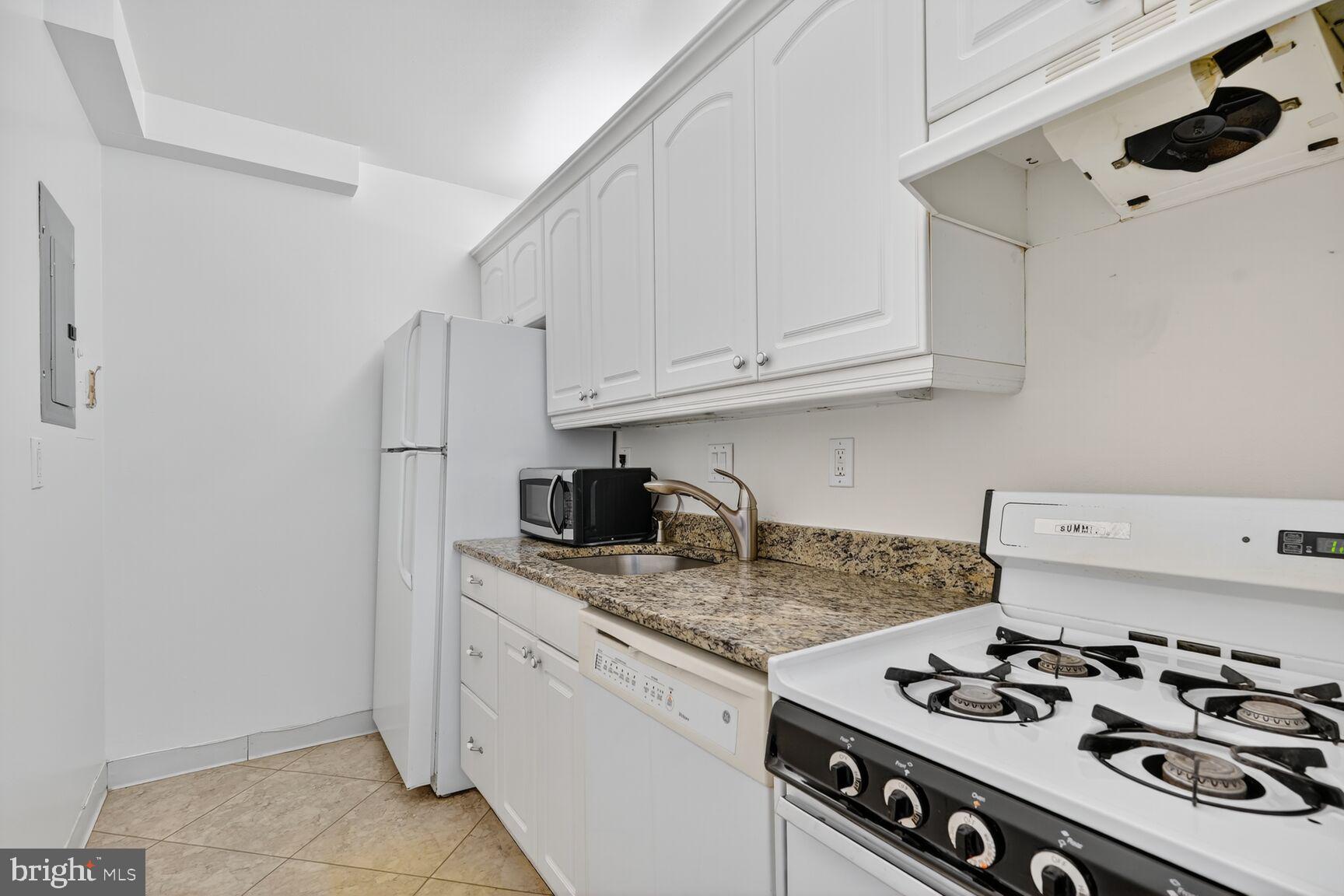 FRIENDSHIP HEIGHTS - Residential