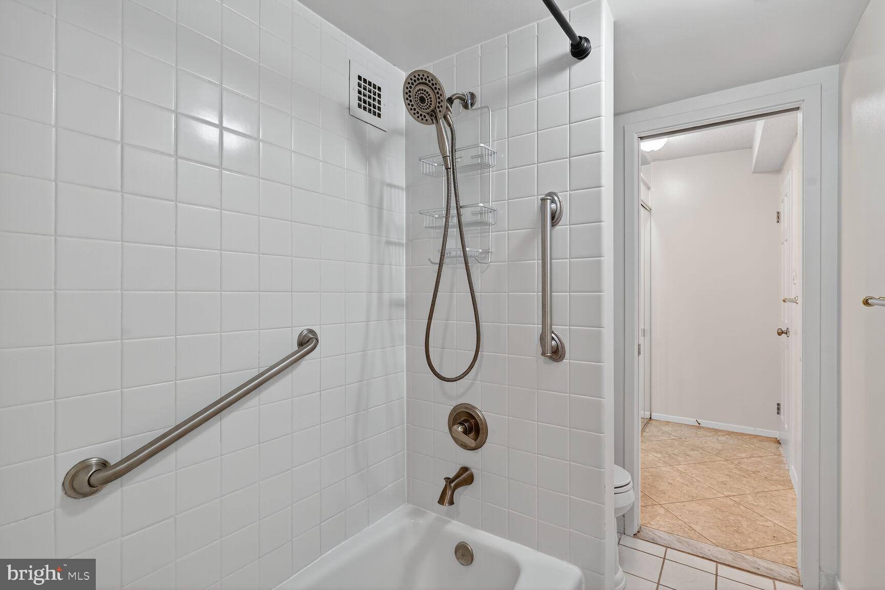 FRIENDSHIP HEIGHTS - Residential