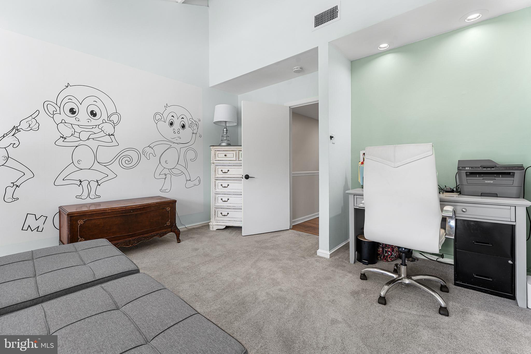 VILLAGE II - Residential