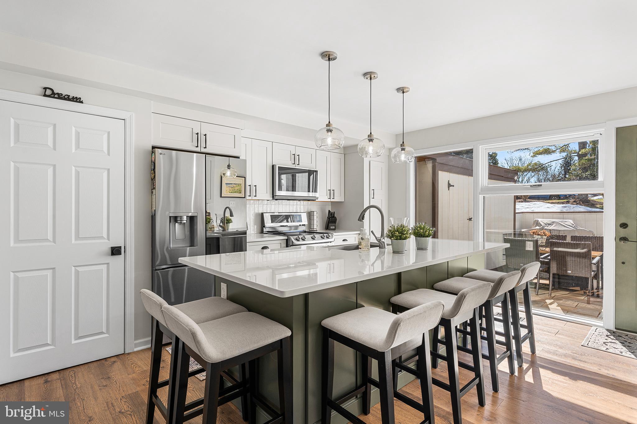 VILLAGE II - Residential