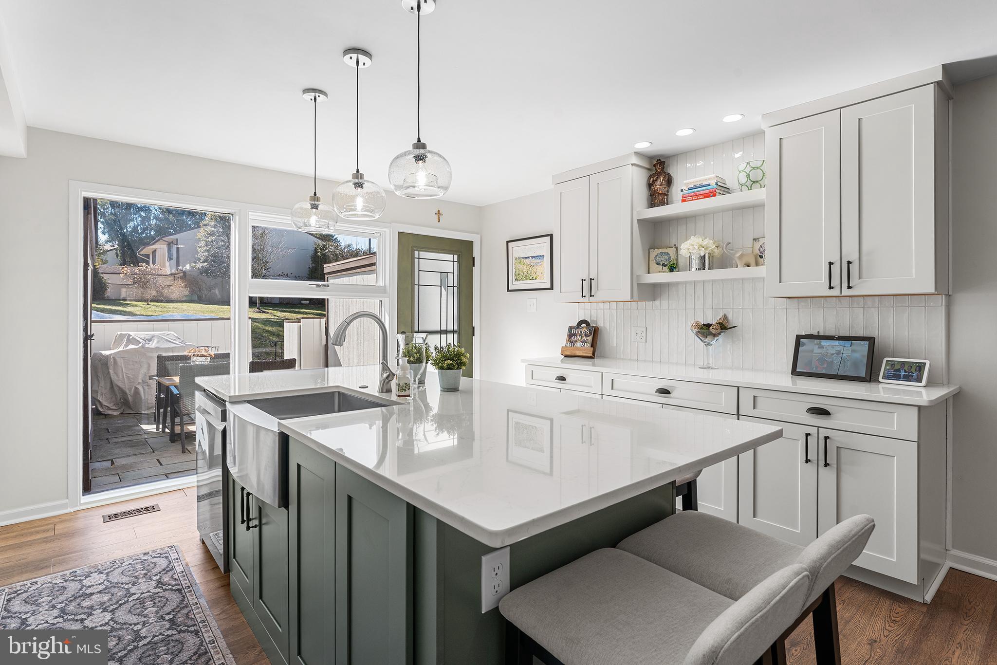 VILLAGE II - Residential