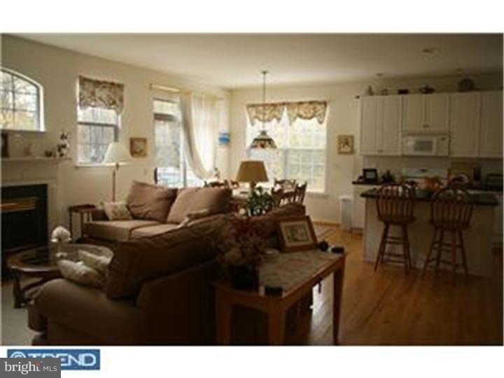 SOMERSET LAKE - Residential