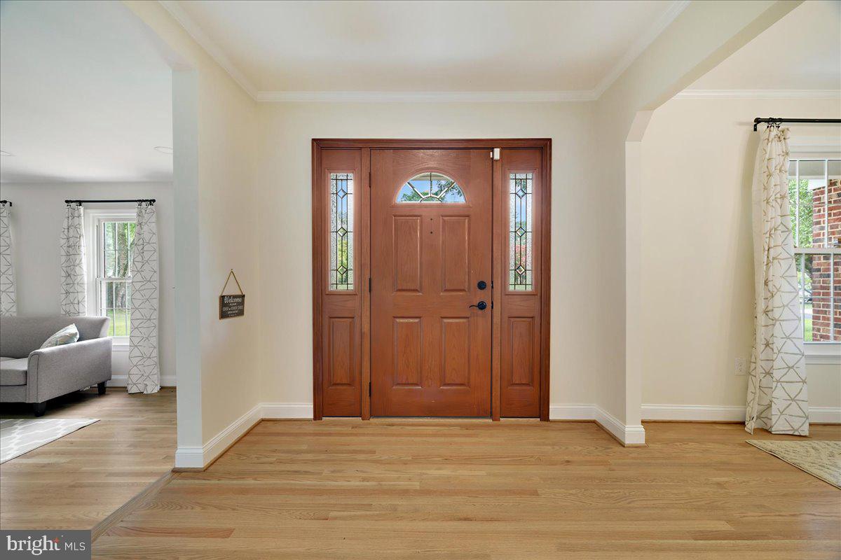 13517 MIDDLEVALE LANE