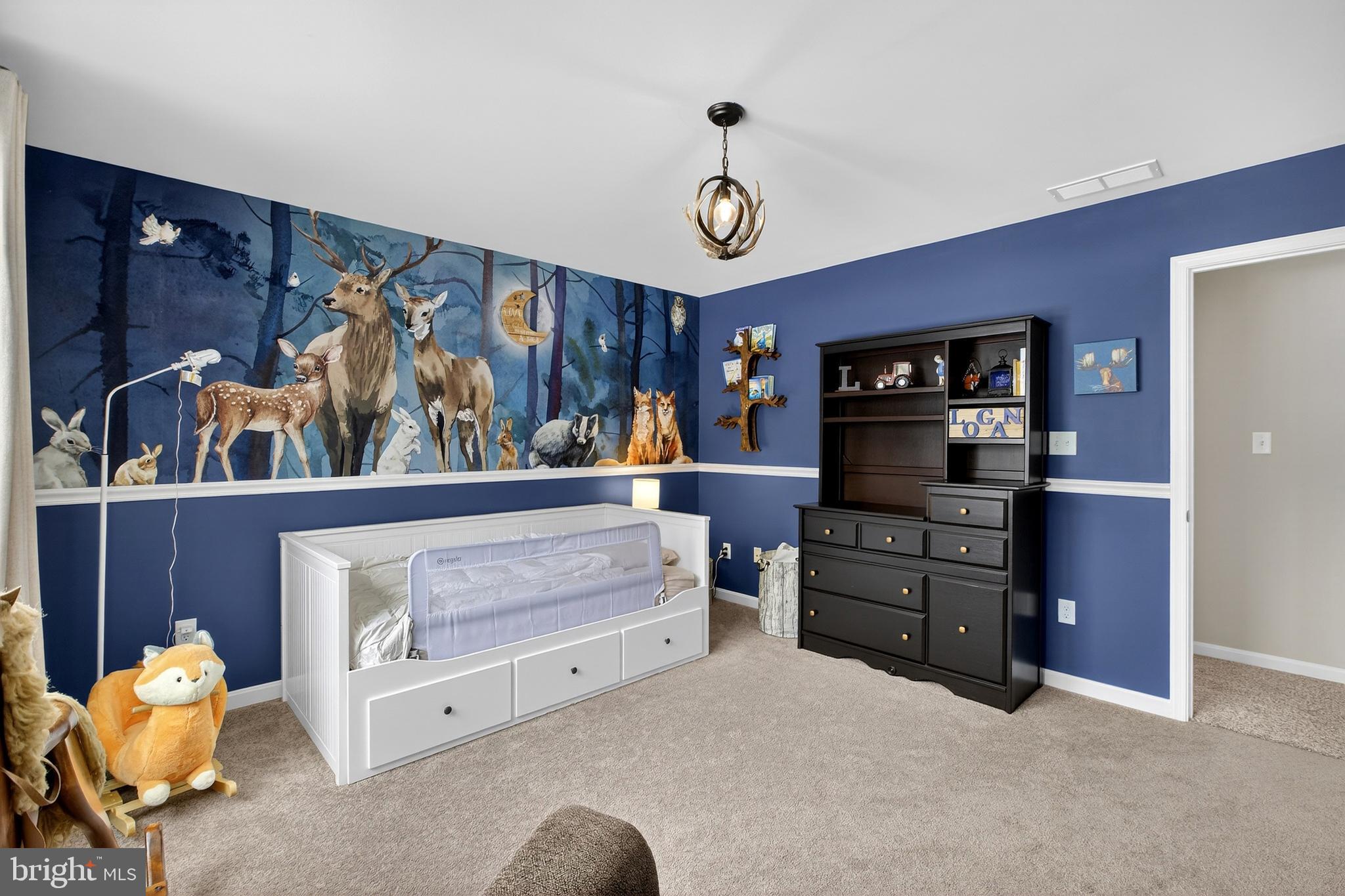 HUNTERS RUN - Residential