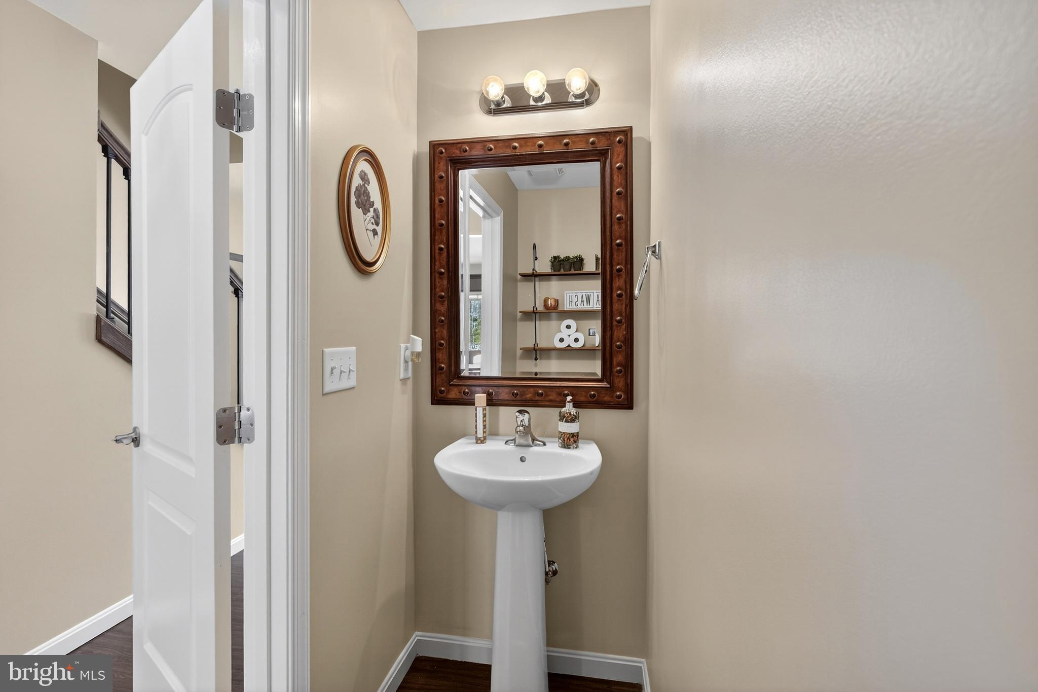 HUNTERS RUN - Residential