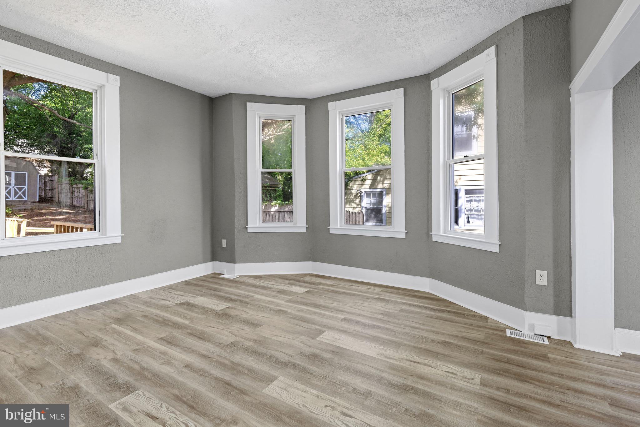 FRANKFORD - Residential
