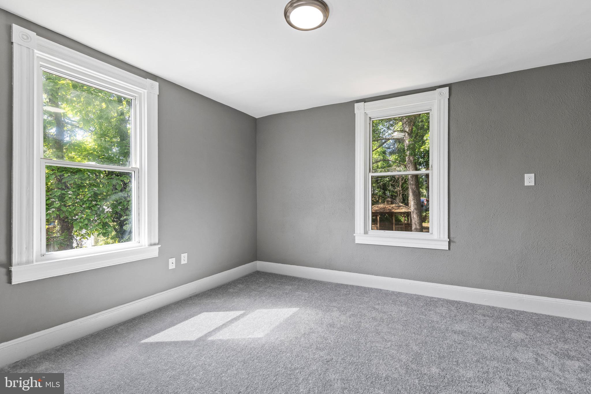FRANKFORD - Residential