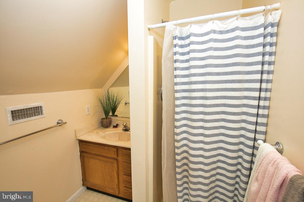 KING WILLIAMS COURT - Residential