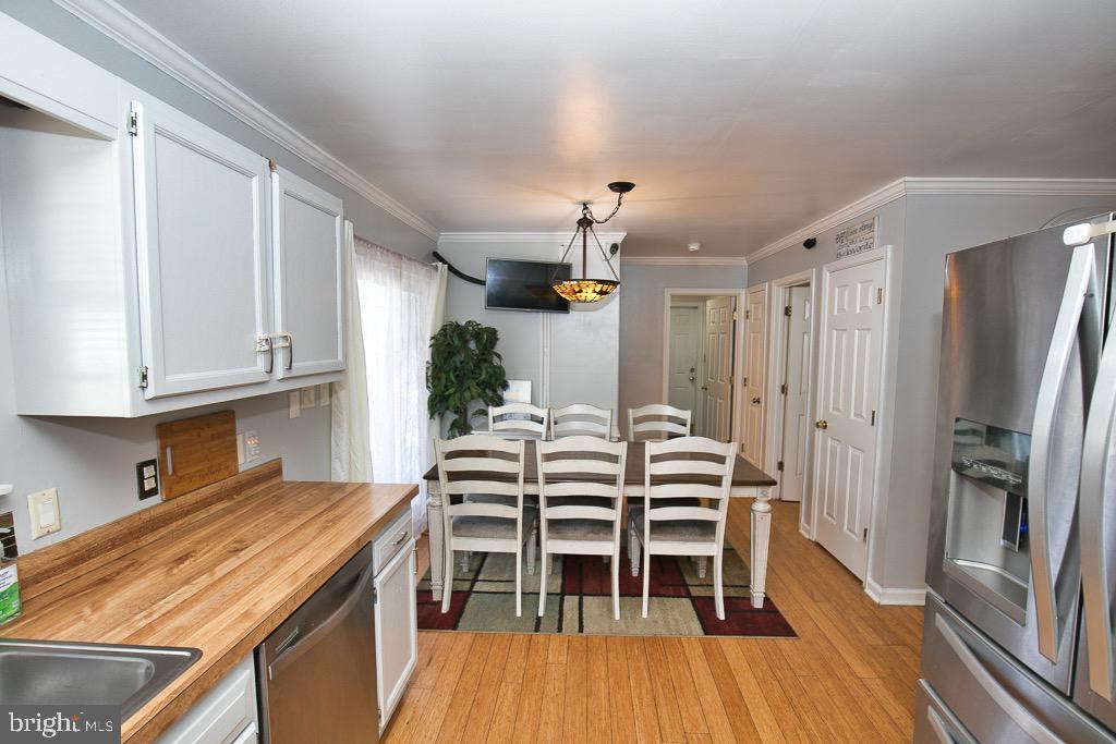 KING WILLIAMS COURT - Residential