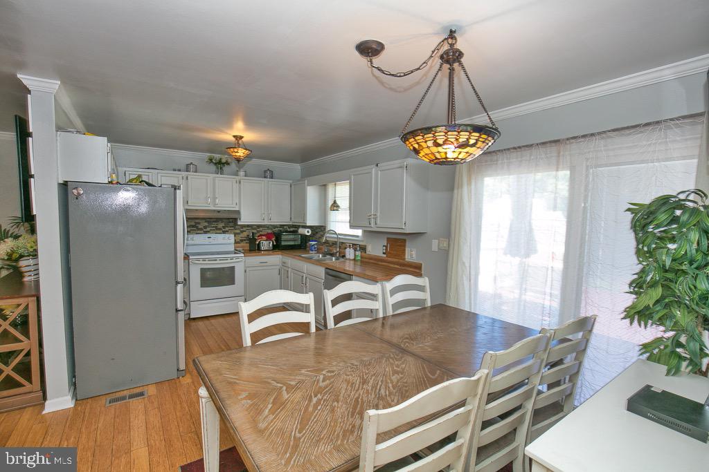 KING WILLIAMS COURT - Residential