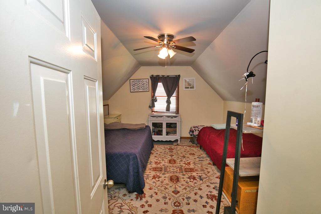 KING WILLIAMS COURT - Residential