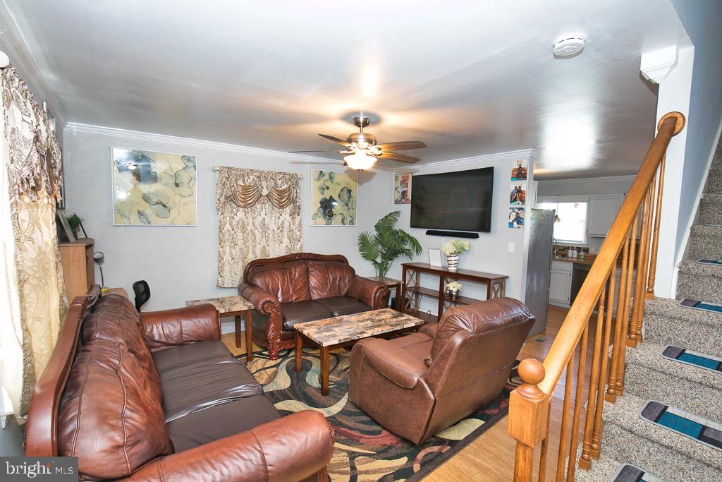 KING WILLIAMS COURT - Residential