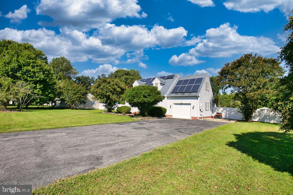 803 LYNDHURST LANE