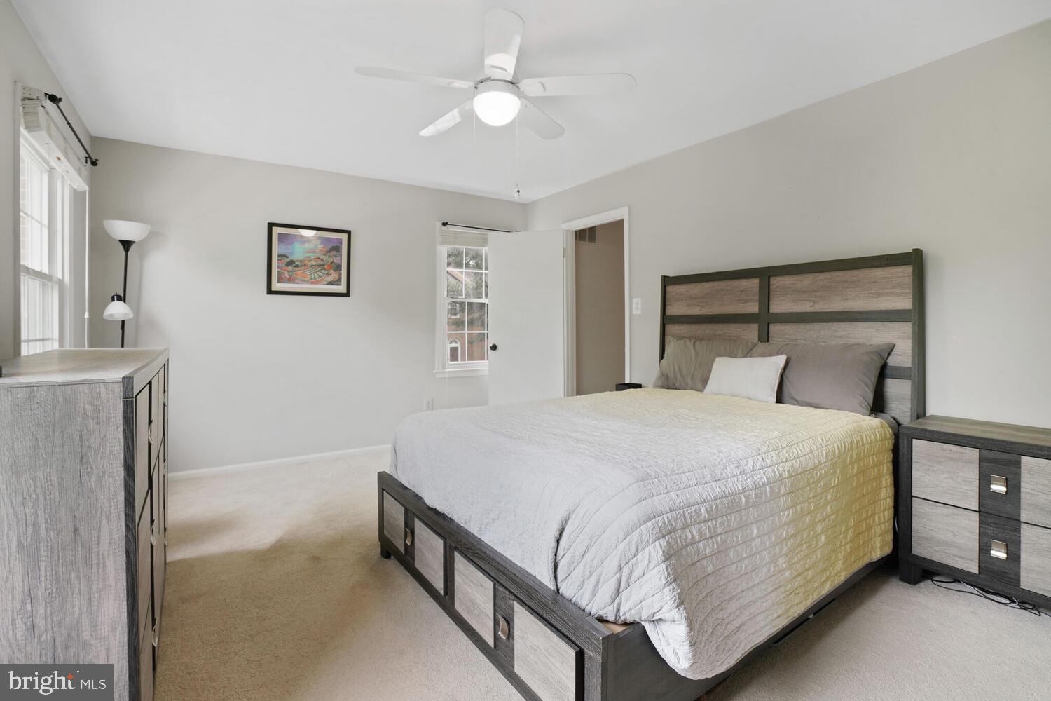 DUNN LORING VILLAGE - Residential