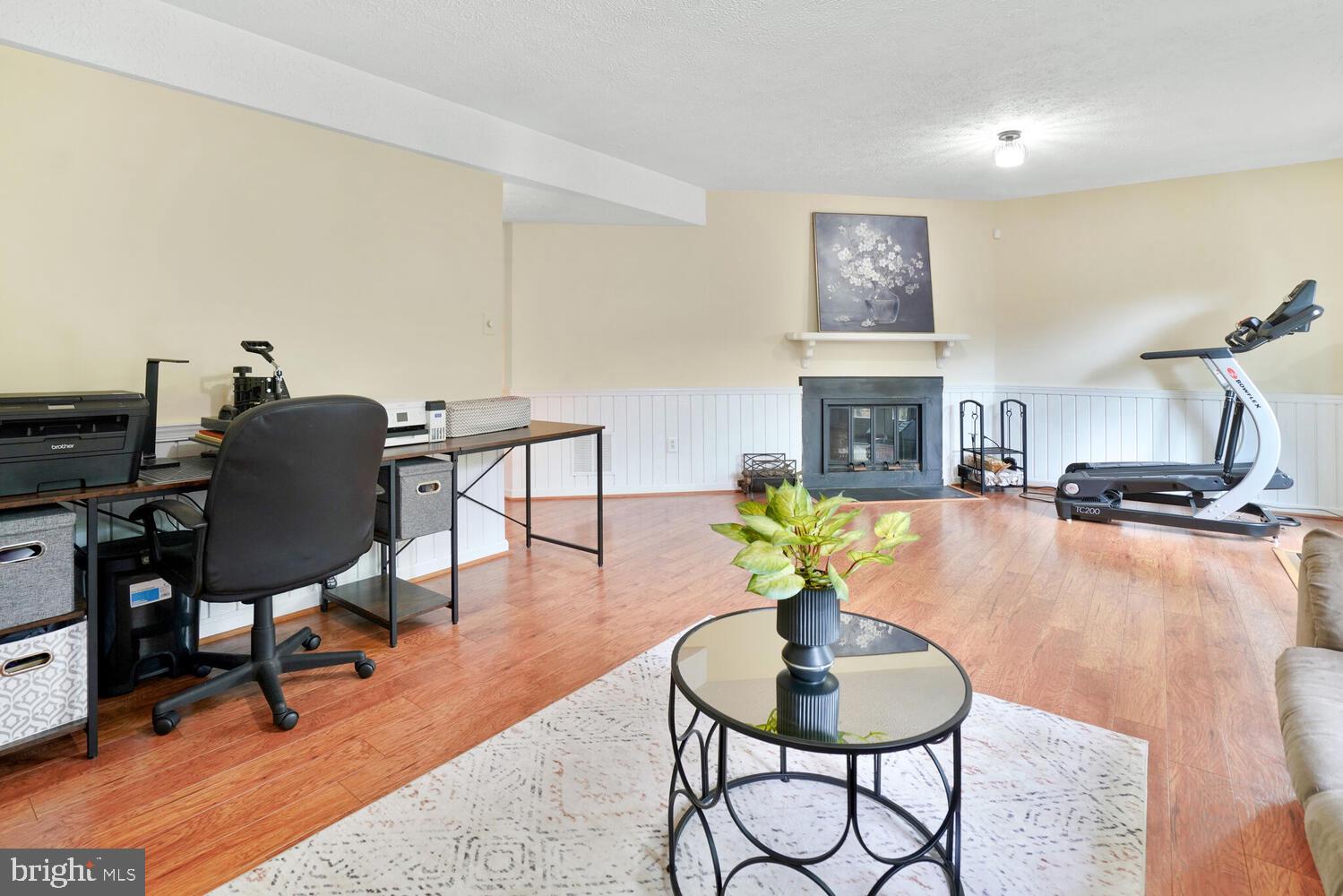 DUNN LORING VILLAGE - Residential