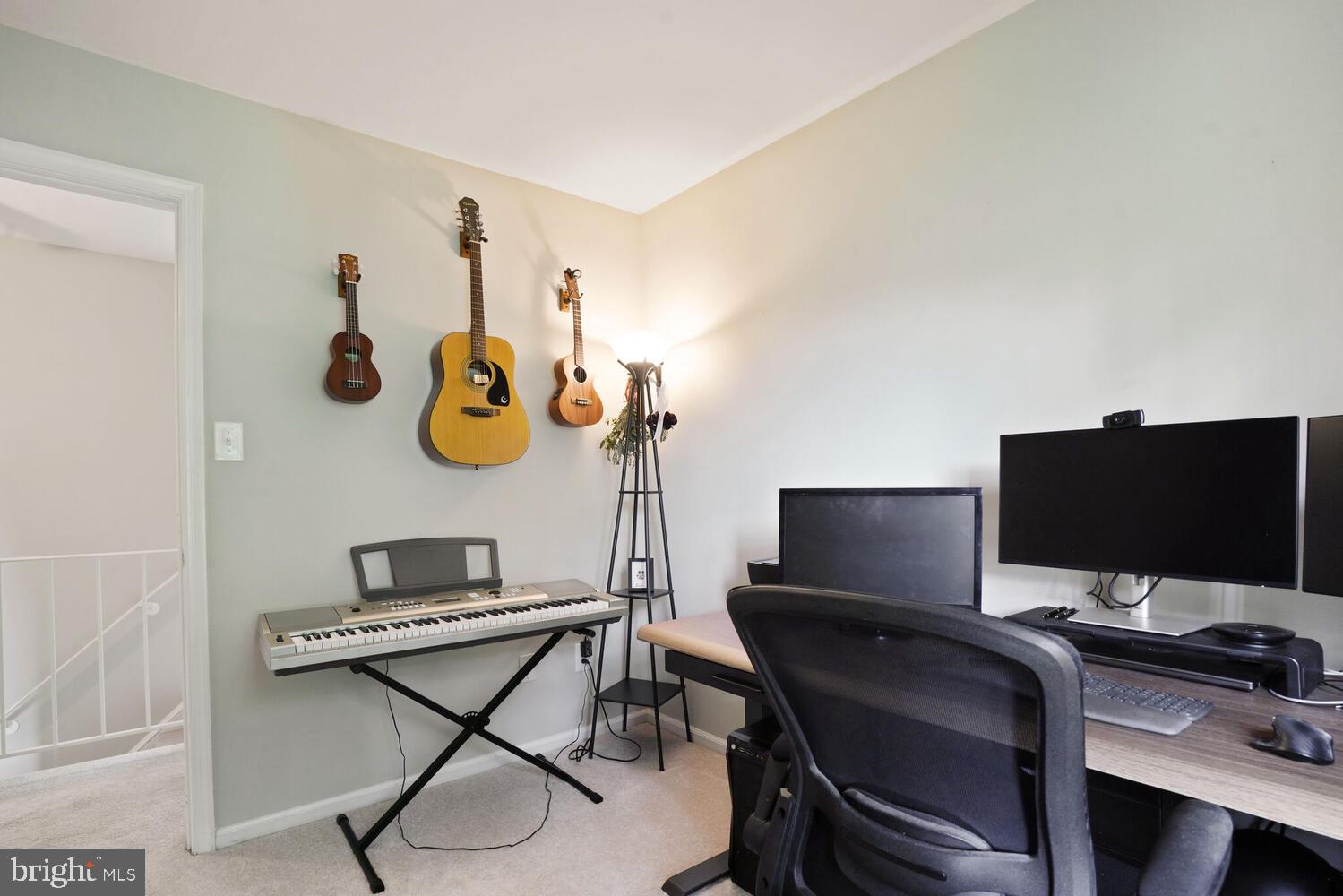 DUNN LORING VILLAGE - Residential