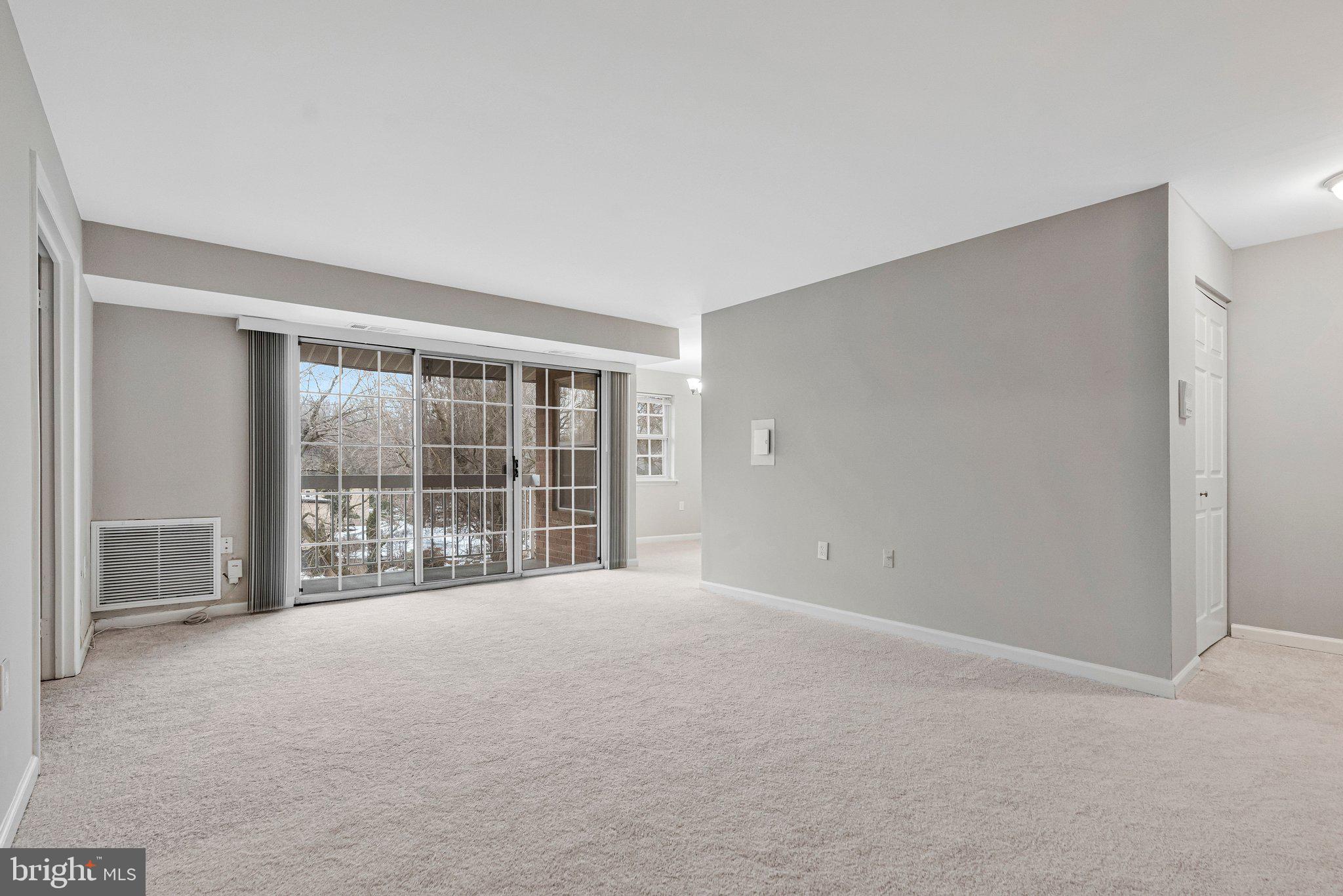 MC LEAN CHASE - Residential