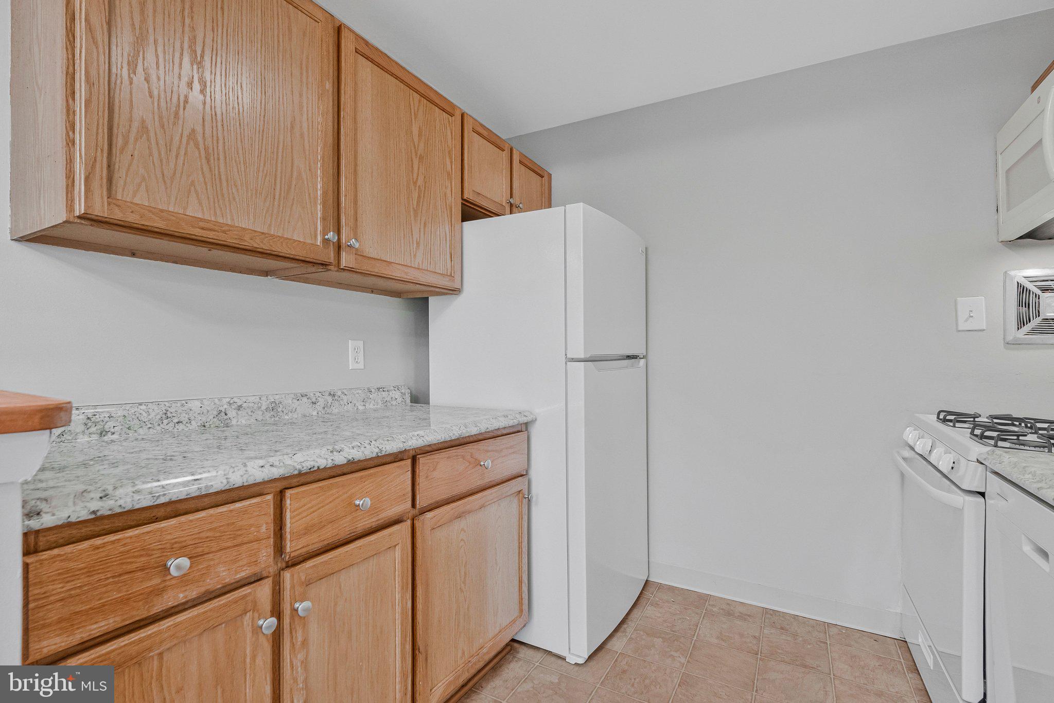 MC LEAN CHASE - Residential