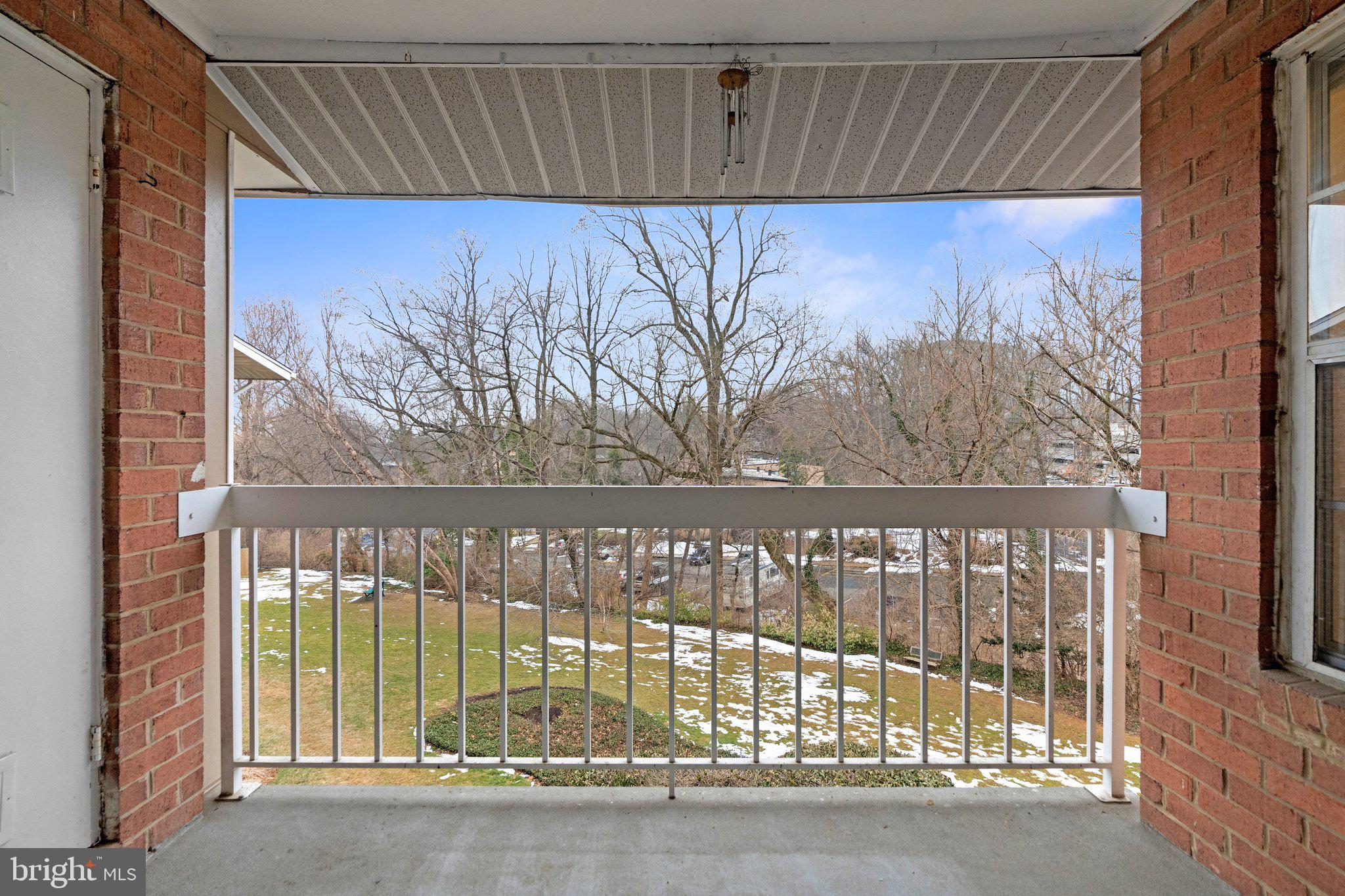 MC LEAN CHASE - Residential