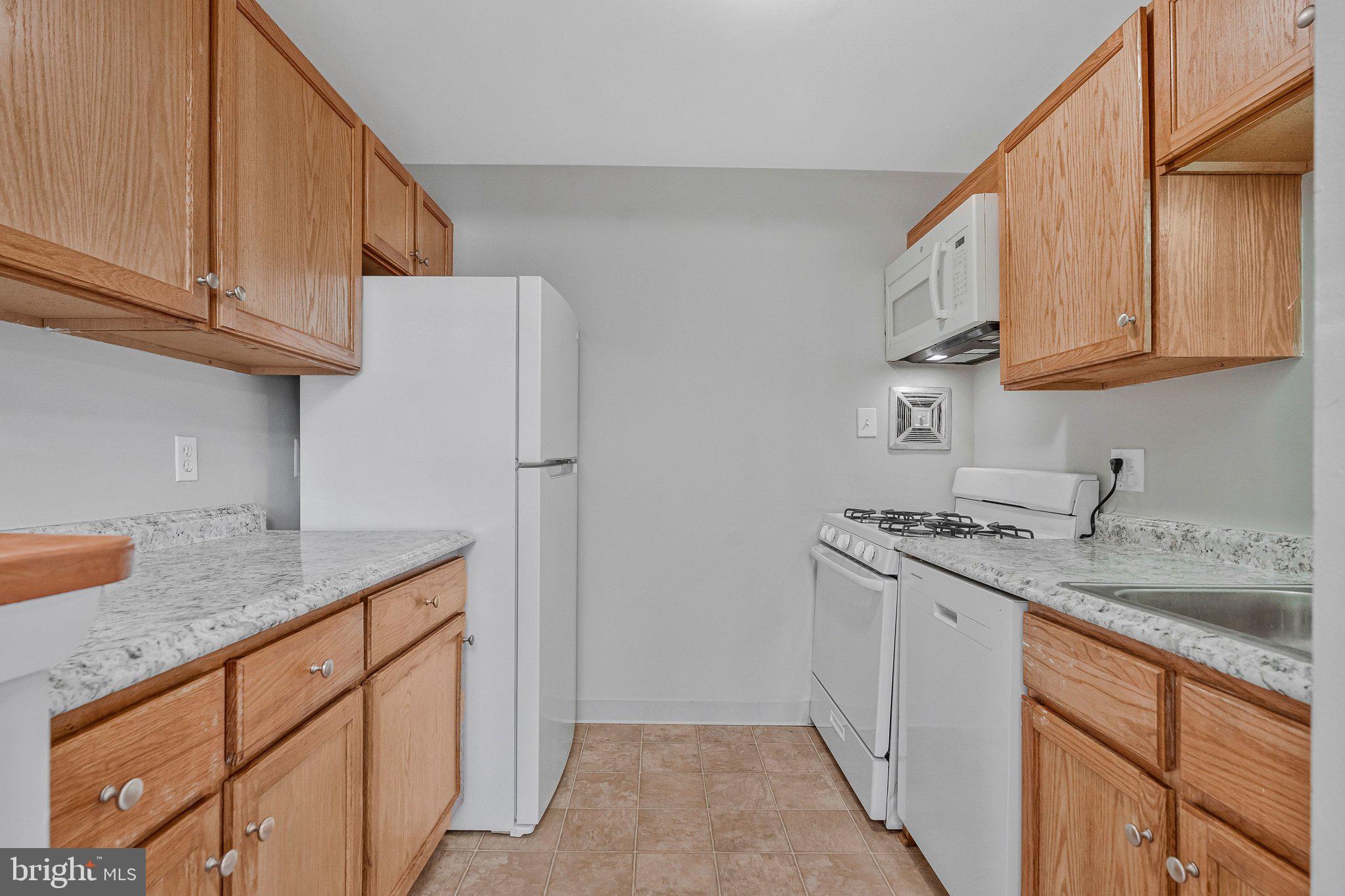 MC LEAN CHASE - Residential