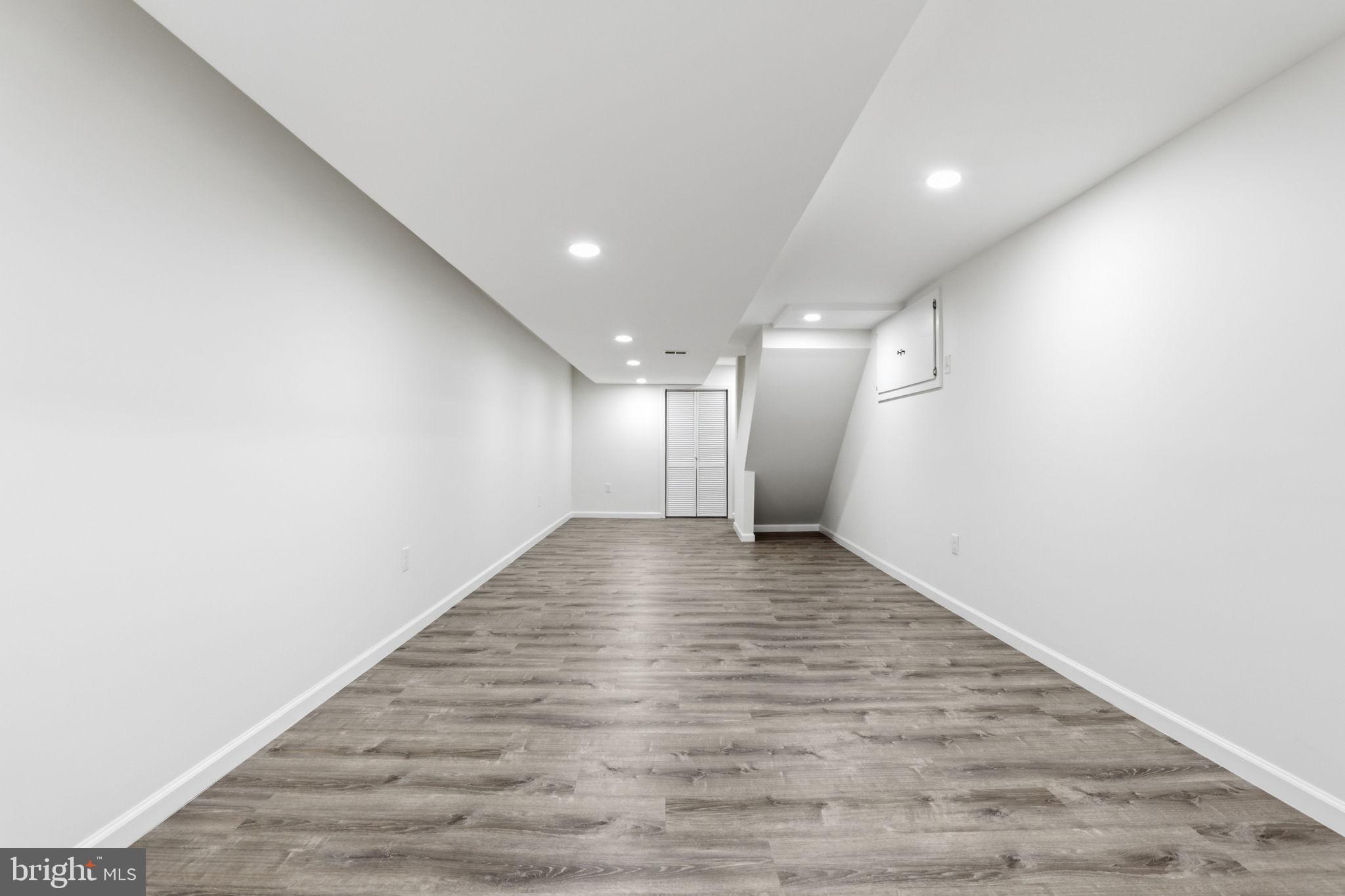 FOX HILLS WEST - Residential