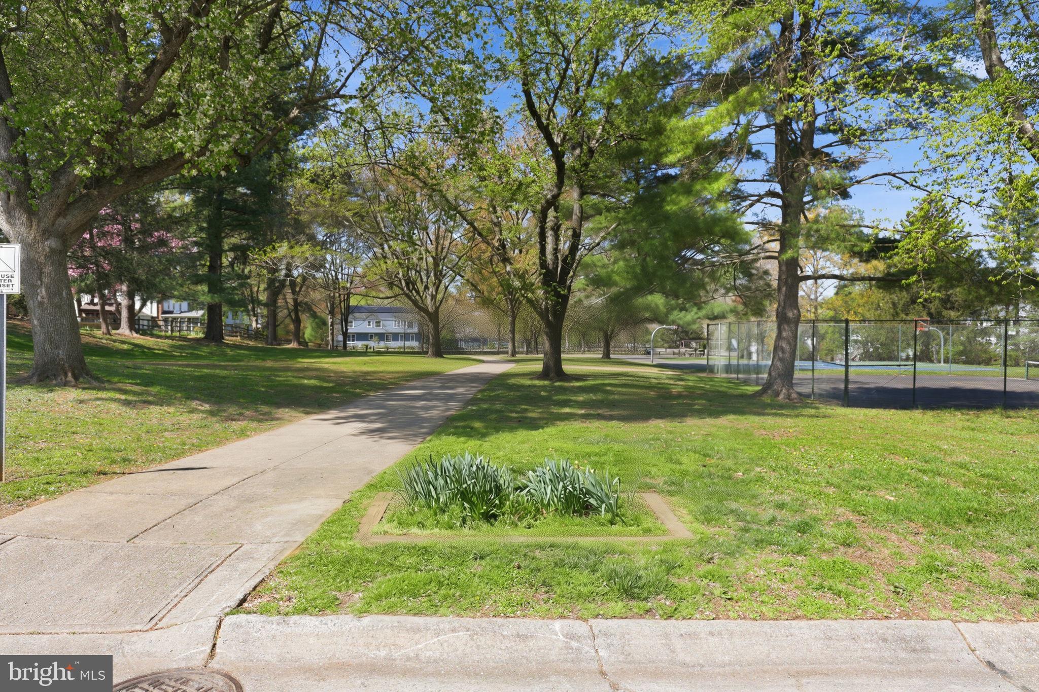 FOX HILLS WEST - Residential