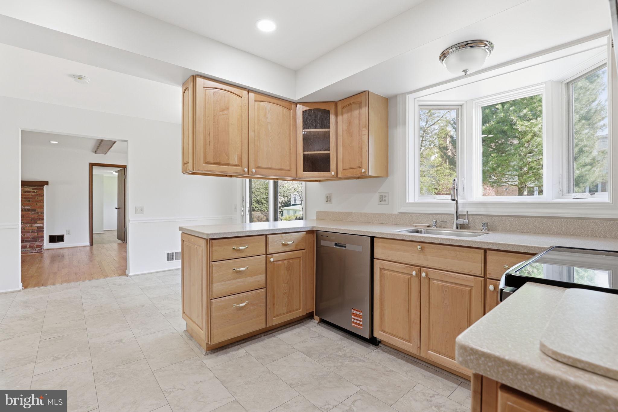 FOX HILLS WEST - Residential