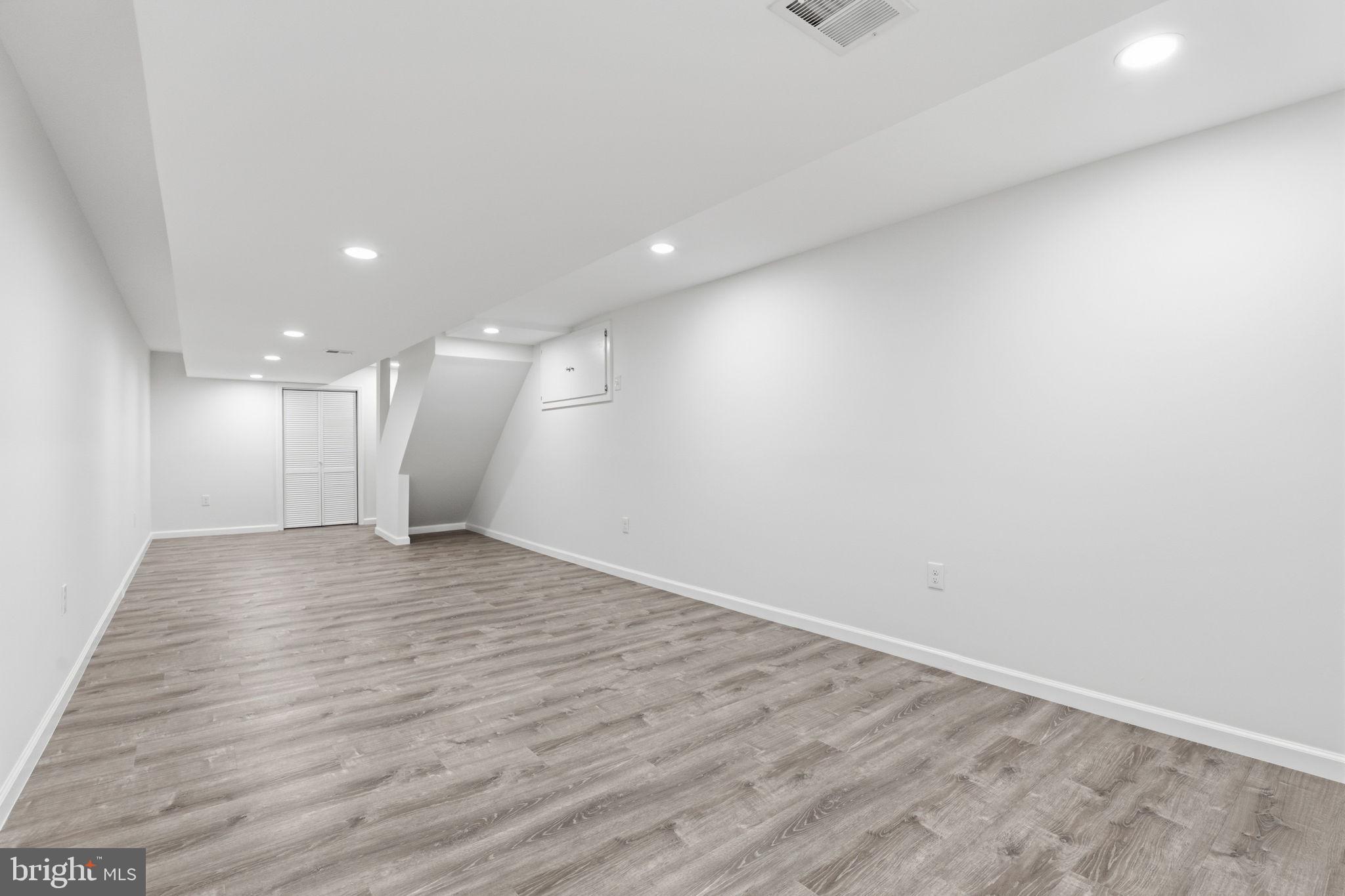 FOX HILLS WEST - Residential