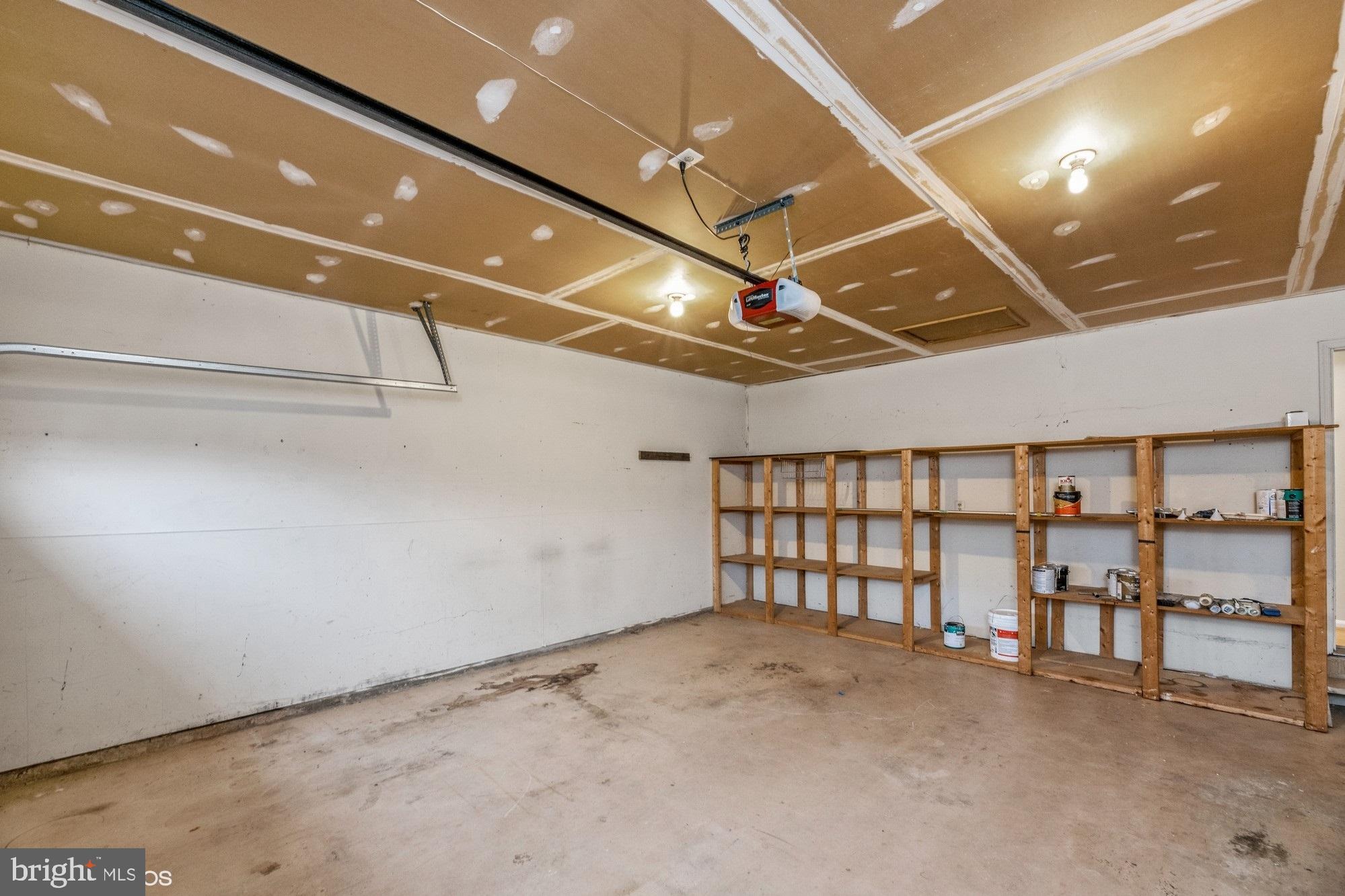 SULLY STATION - Residential