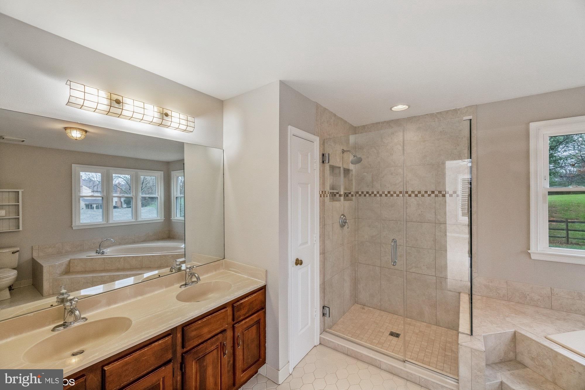 SULLY STATION - Residential