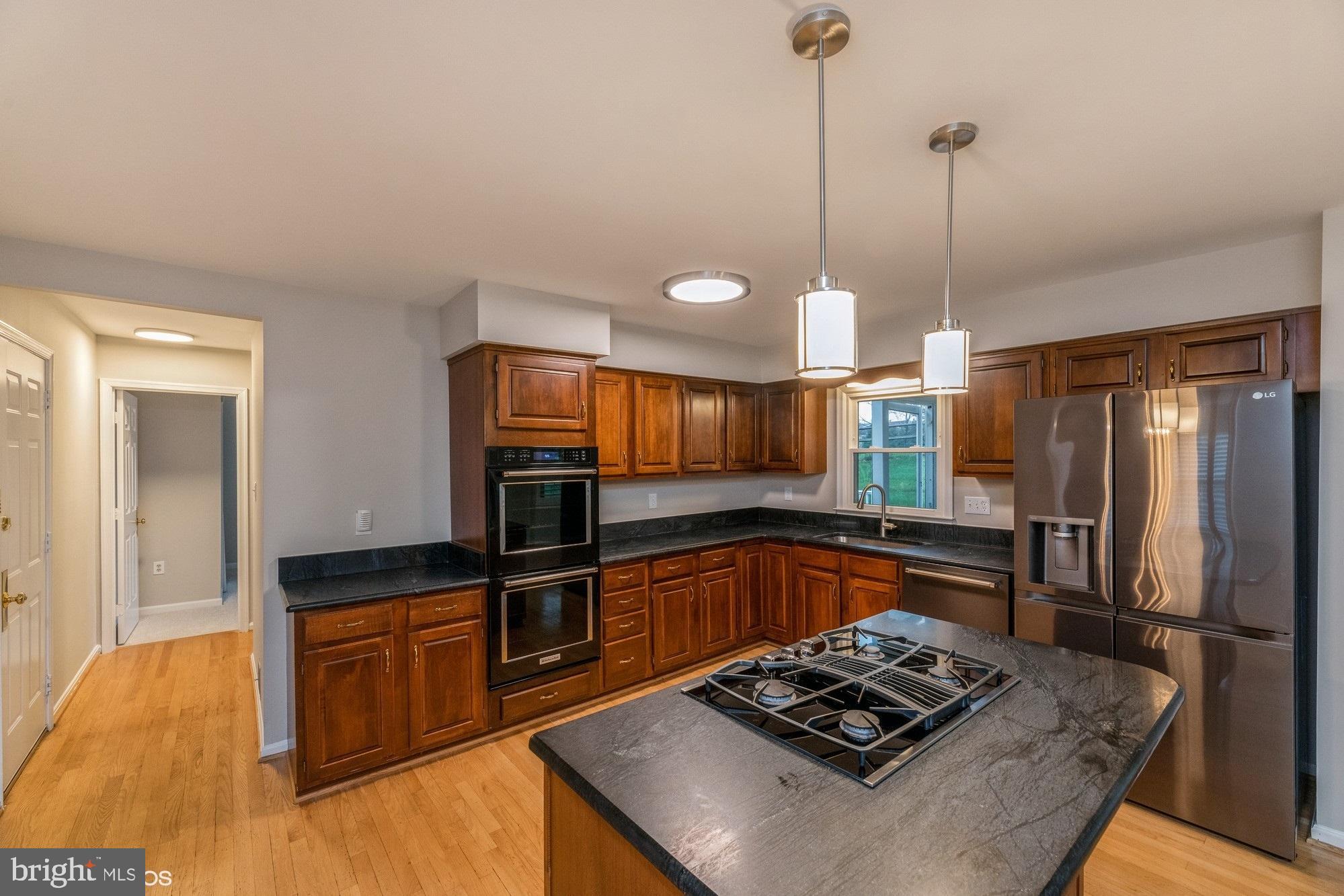 SULLY STATION - Residential