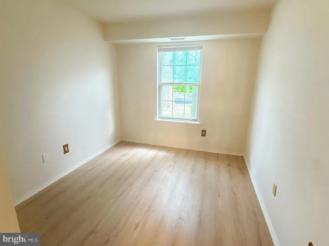 Newtown, Pennsylvania 18940, United States, 2 Bedrooms Bedrooms, ,1 BathroomBathrooms,Residential,Contingent,202088