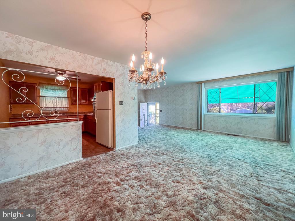 BUSTLETON - Residential