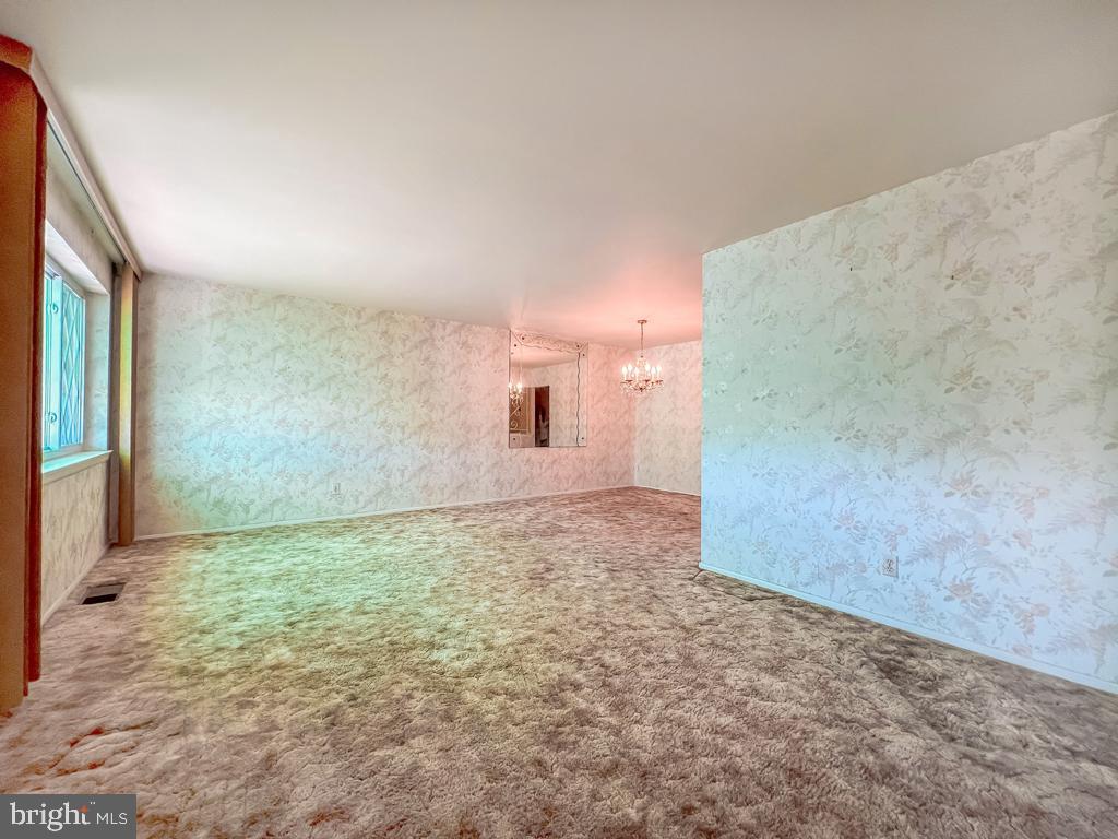 BUSTLETON - Residential