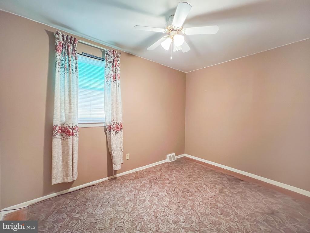 BUSTLETON - Residential