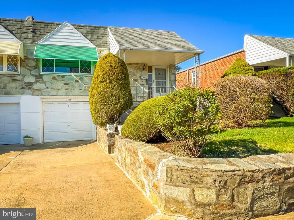 BUSTLETON - Residential