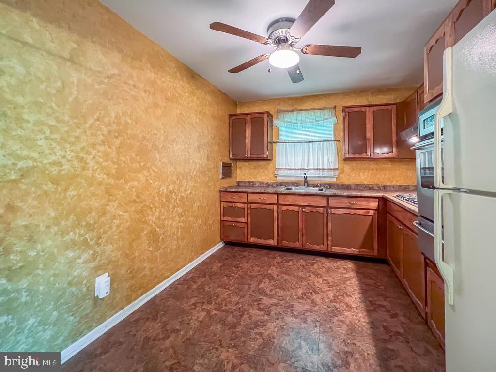 BUSTLETON - Residential