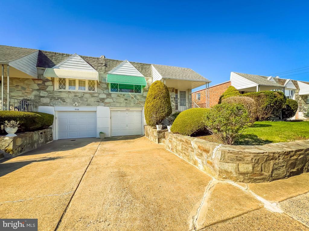 BUSTLETON - Residential