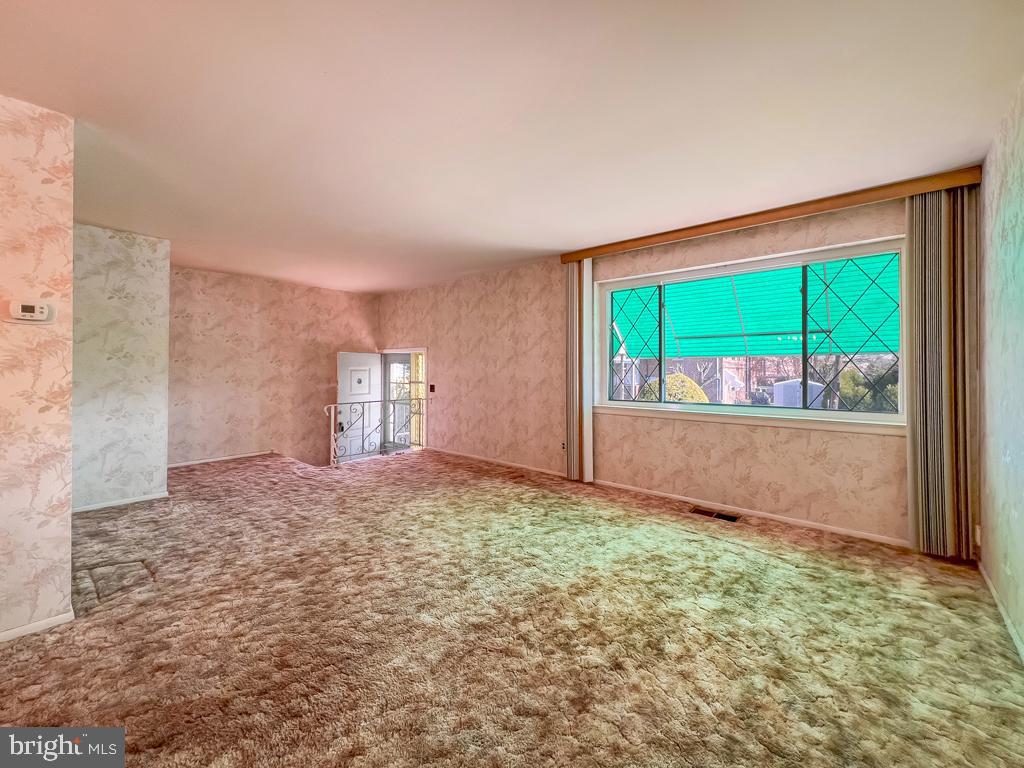 BUSTLETON - Residential