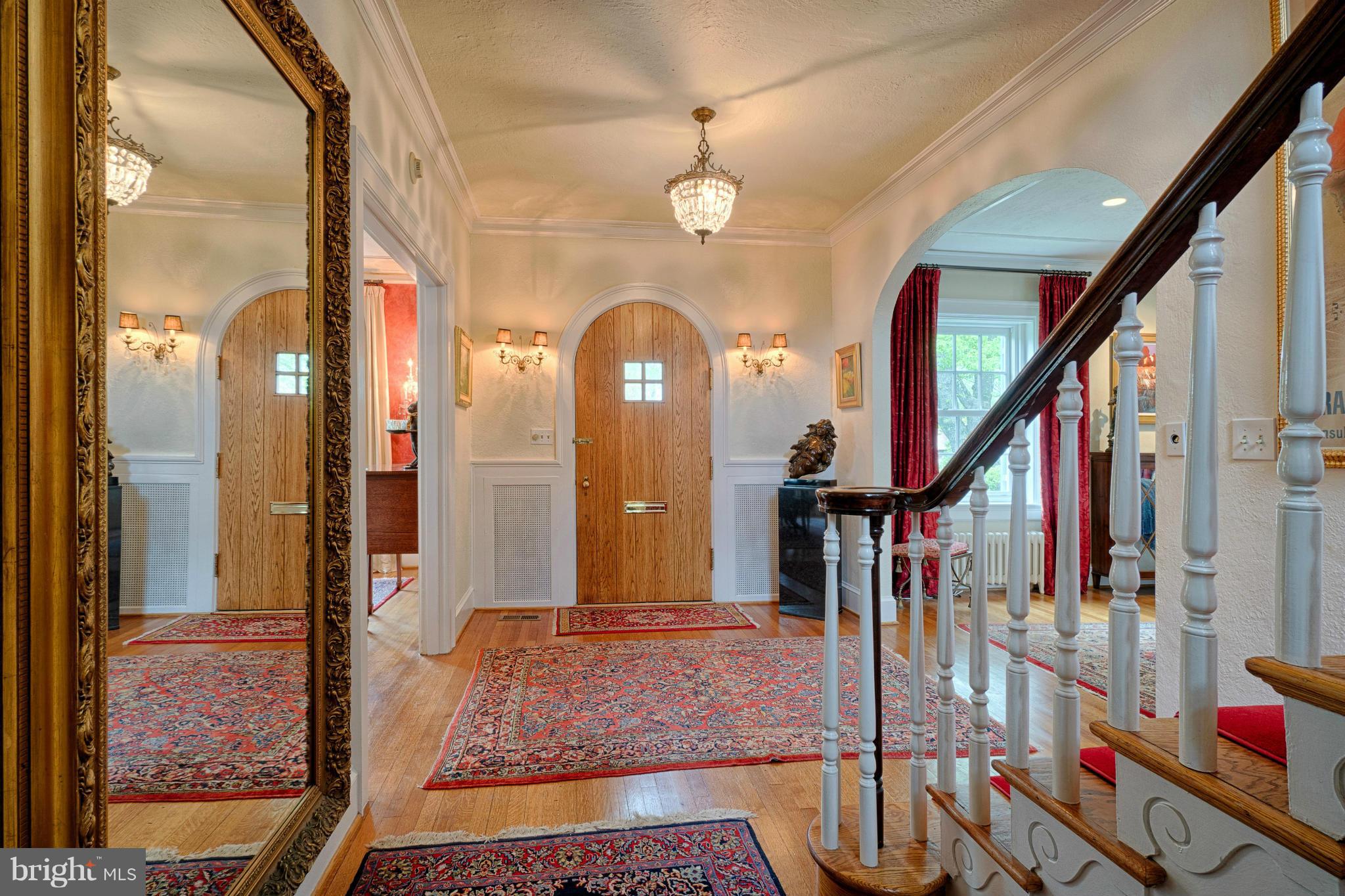 COUNTRY CLUB HILLS - Residential